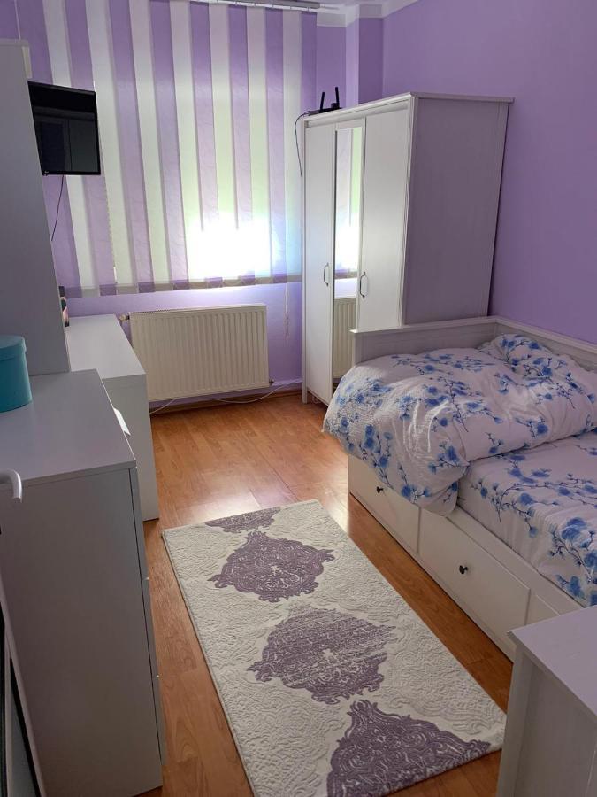 Apartament Onesti Exterior photo